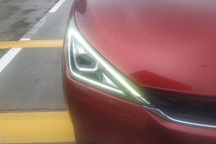 Used GAC Trumpchi GE3 2017 310 Smart Edition Right Front Headlight