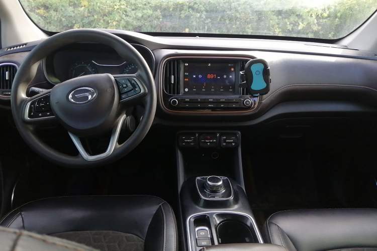 Used GAC Trumpchi GE3 2017 310 Smart Edition Center Console