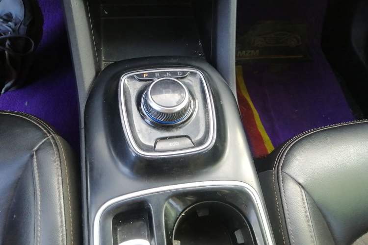 Used GAC Trumpchi GE3 2017 310 Smart Edition Gear Lever