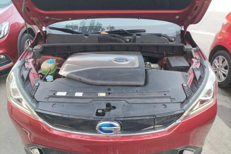Used GAC Trumpchi GE3 2018 530 Internet Premium Edition Engine Bay