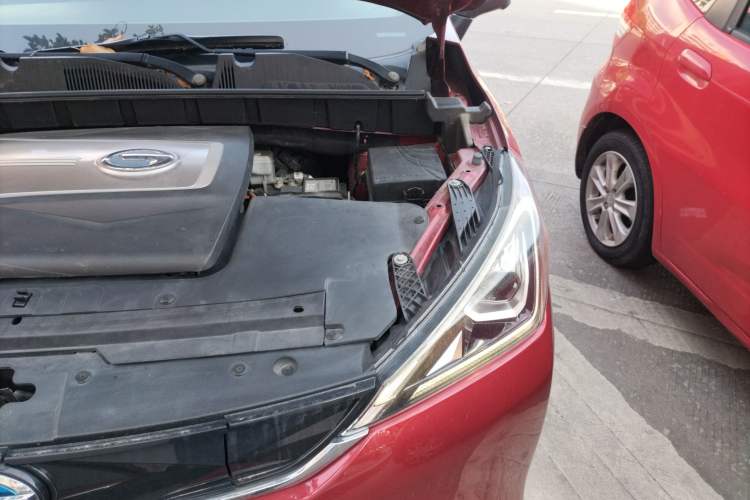 Used GAC Trumpchi GE3 2018 530 Internet Premium Edition Engine Bay Left