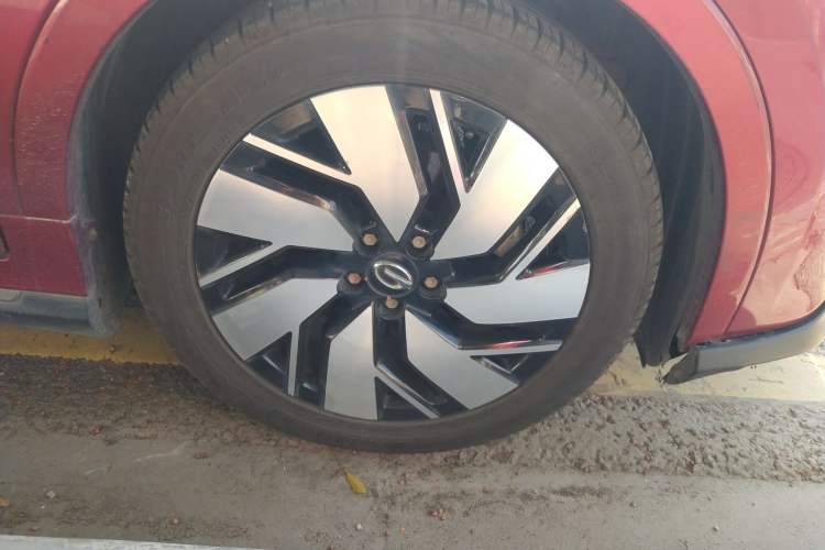 Used GAC Trumpchi GE3 2018 530 Internet Enjoyment Version Right Front Wheel Hub