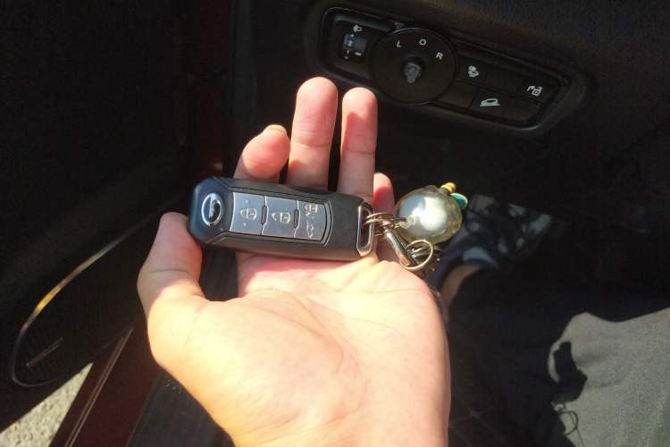 Used GAC Trumpchi GE3 2018 530 Internet Enjoyment Version Vehicle Key