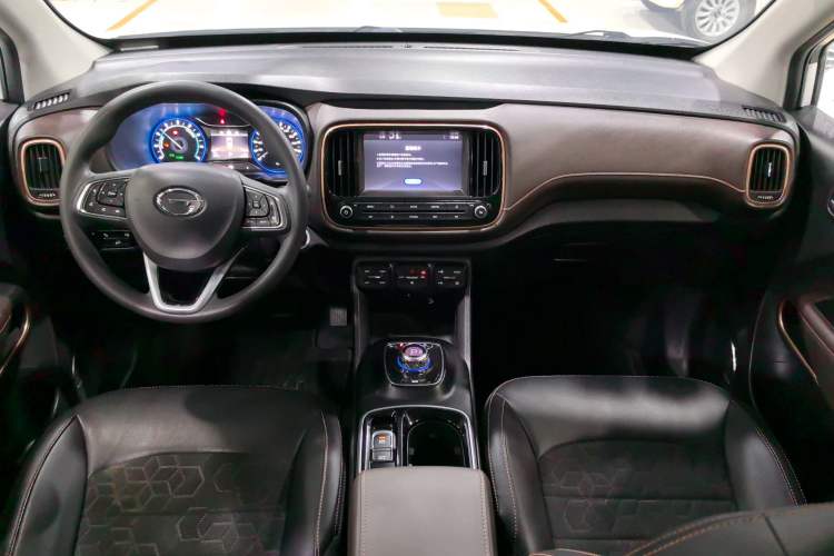 Used GAC Trumpchi GE3 2018 530 Intelligent Edition Center Console