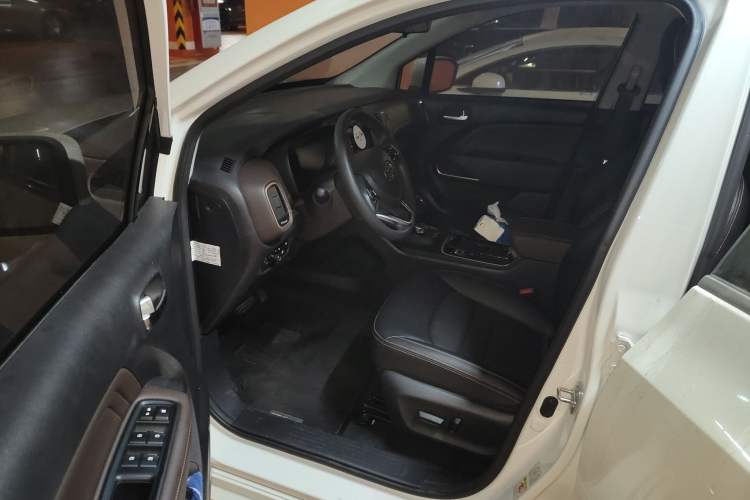 Used GAC Trumpchi GE3 2018 530 Internet Enjoyment Version Driver Seat