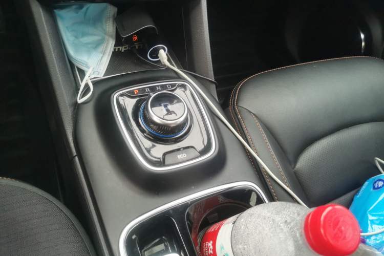 Used GAC Trumpchi GE3 2018 530 Internet Enjoyment Version Gear Lever