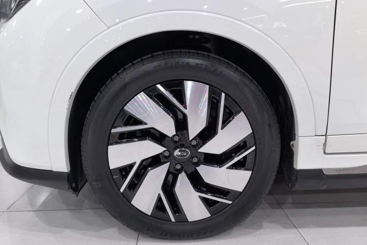 Used GAC Trumpchi GE3 2018 530 Intelligent Edition Left Front Wheel Hub