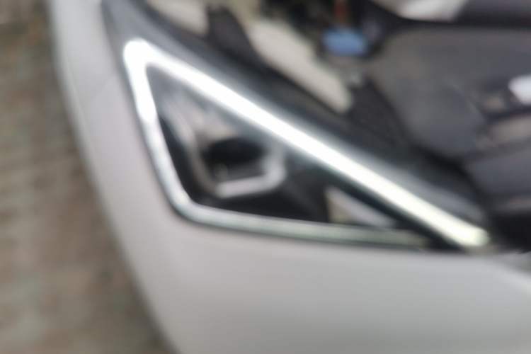 Used GAC Trumpchi GE3 2018 530 Internet Enjoyment Version Right Front Headlight