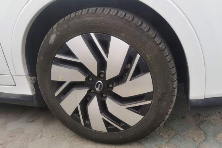 Used GAC Trumpchi GE3 2018 530 Internet Enjoyment Version Right Front Wheel Hub