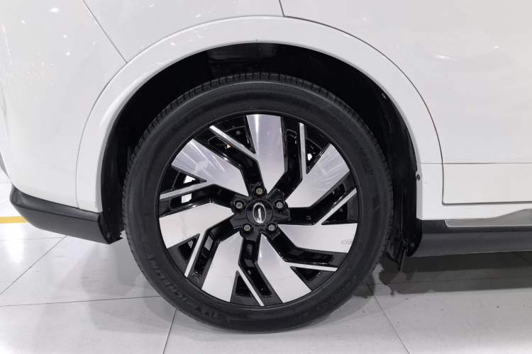 Used GAC Trumpchi GE3 2018 530 Intelligent Edition Right Rear Wheel Hub