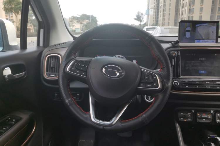 Used GAC Trumpchi GE3 2018 530 Internet Enjoyment Version Steering Wheel