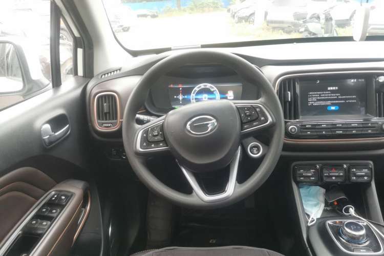 Used GAC Trumpchi GE3 2018 530 Internet Enjoyment Version Steering Wheel