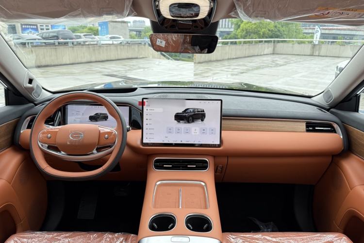Used GAC Trumpchi S9 2025 Model Qiankun Max 6-Seater Audio And AC Panel