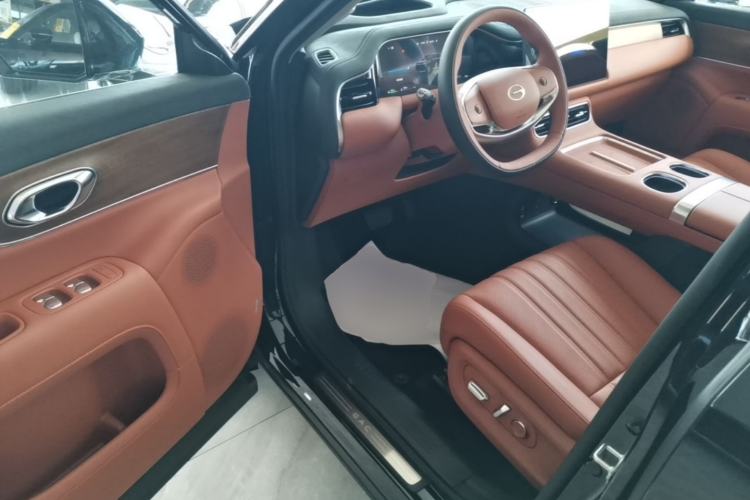 Used GAC Trumpchi S9 2025 Model Qiankun Max 6-Seater Driver Seat