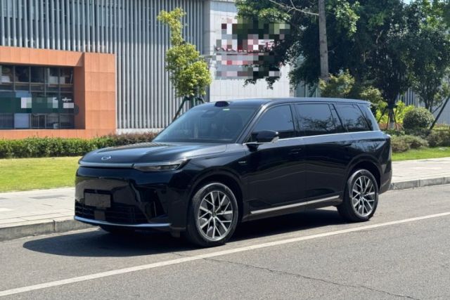 GAC Trumpchi S9 2025 Model Qiankun Ultra 6-Seater usado