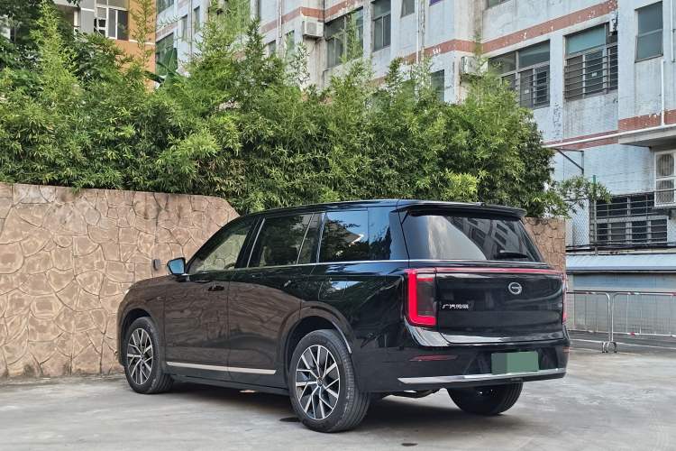 Used GAC Trumpchi S9 2025 Model Qiankun Ultra 6-Seater Exterior 3