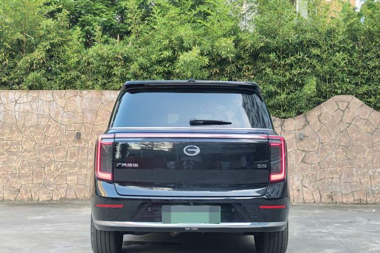 Used GAC Trumpchi S9 2025 Model Qiankun Ultra 6-Seater Exterior 4