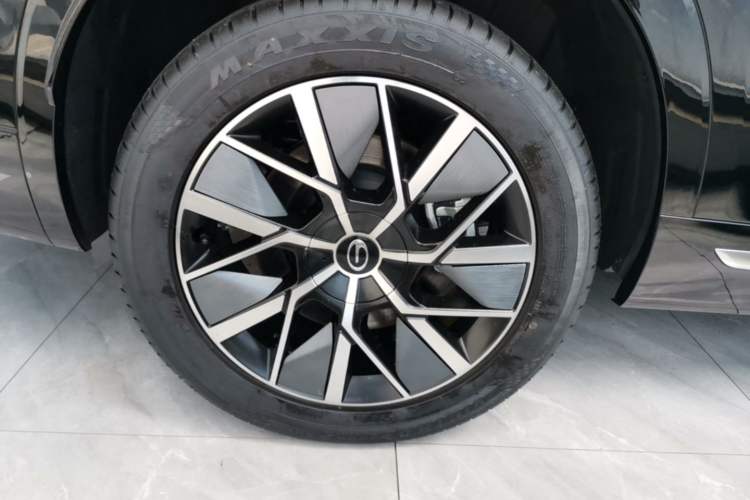 Used GAC Trumpchi S9 2025 Model Qiankun Max 6-Seater Exterior 5