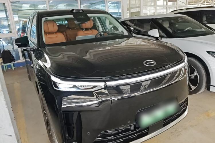 Used GAC Trumpchi S9 2025 Model Qiankun Ultra 6-Seater Front Right 45 Deg
