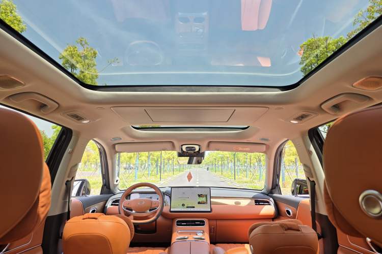Used GAC Trumpchi S9 2025 Model Qiankun Ultra 6-Seater Headliner