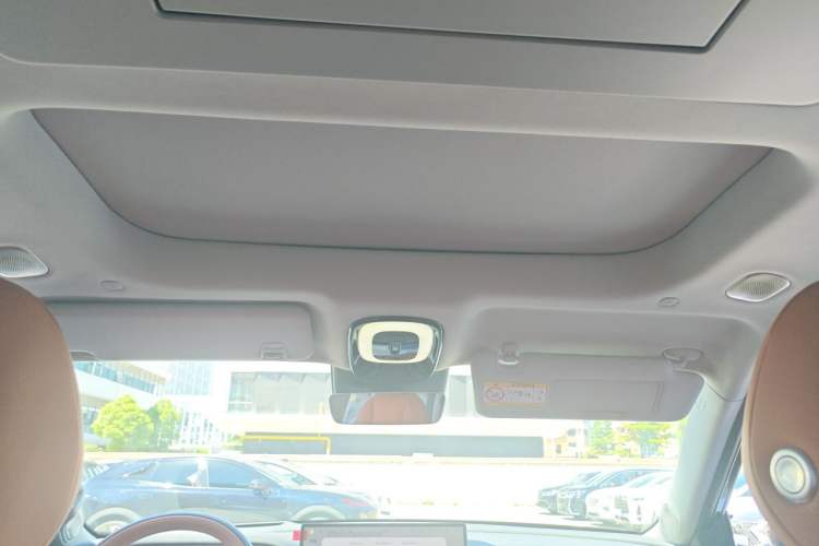 Used GAC Trumpchi S9 2025 Model Qiankun Ultra 6-Seater Headliner