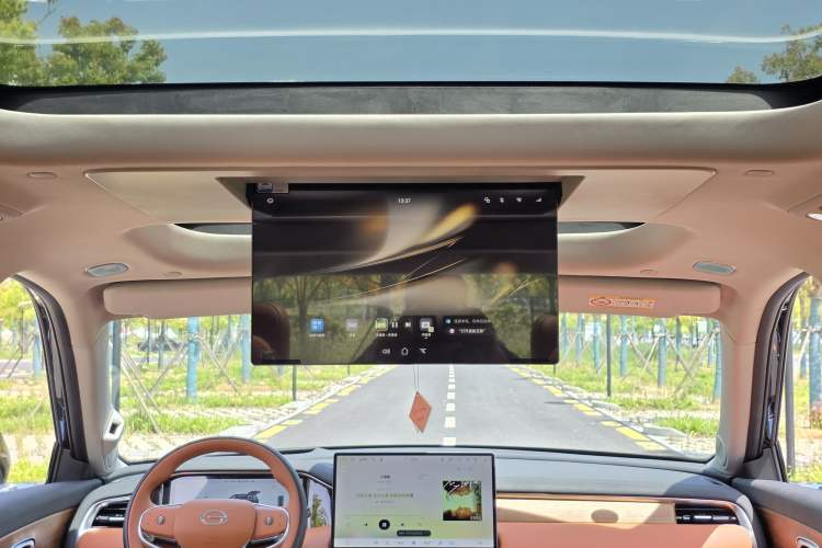 Used GAC Trumpchi S9 2025 Model Qiankun Ultra 6-Seater Interior 10