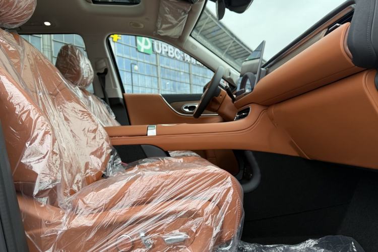 Used GAC Trumpchi S9 2025 Model Qiankun Max 6-Seater Interior 6