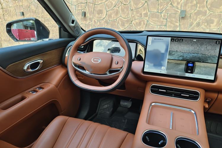 Used GAC Trumpchi S9 2025 Model Qiankun Ultra 6-Seater Interior 7