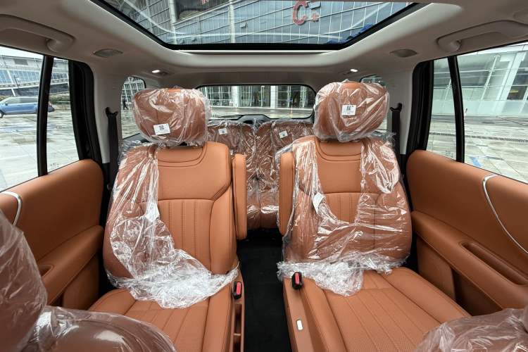 Used GAC Trumpchi S9 2025 Model Qiankun Max 6-Seater Interior 8