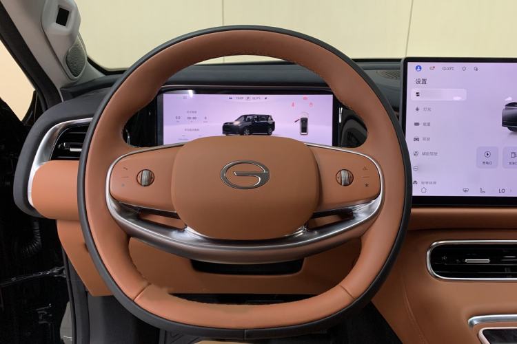 Used GAC Trumpchi S9 2025 Model Qiankun Ultra 6-Seater Interior 9