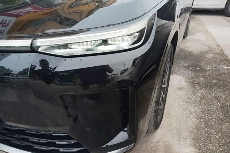 Used GAC Trumpchi S9 2025 Model Qiankun Ultra 6-Seater Left Front Headlight