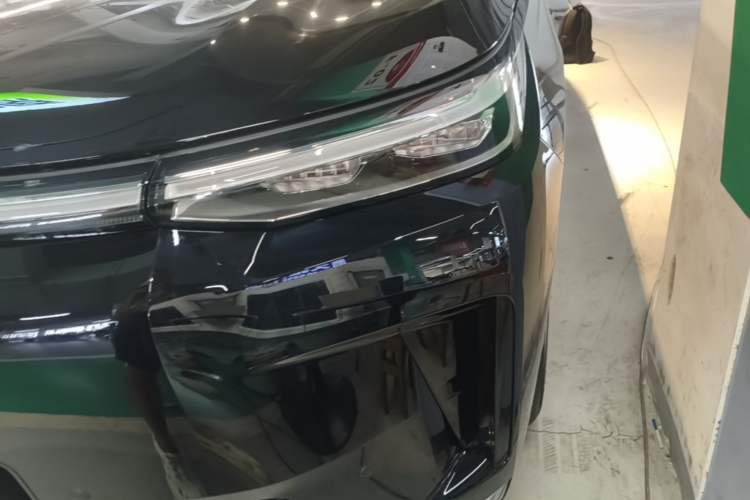 Used GAC Trumpchi S9 2025 Model Qiankun Ultra 6-Seater Left Front Headlight