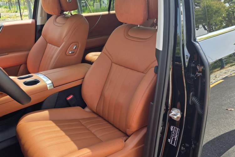 Used GAC Trumpchi S9 2025 Model Qiankun Ultra 6-Seater Left Front Seat