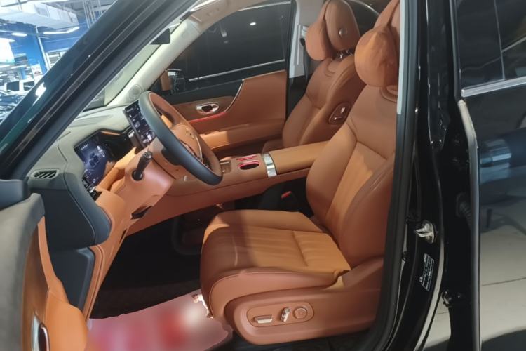 Used GAC Trumpchi S9 2025 Model Qiankun Ultra 6-Seater Left Front Seat