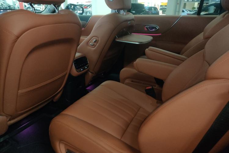 Used GAC Trumpchi S9 2025 Model Qiankun Ultra 6-Seater Left Rear Seat