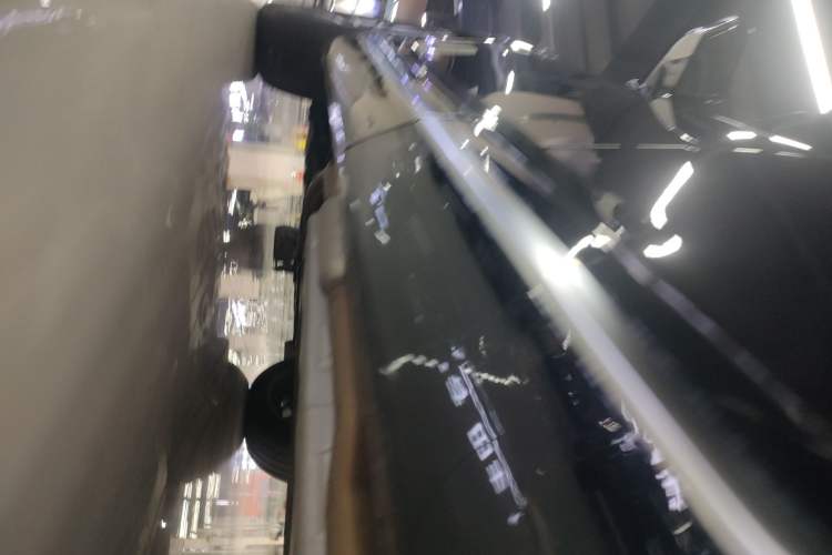Used GAC Trumpchi S9 2025 Model Qiankun Ultra 6-Seater Left Side Sill