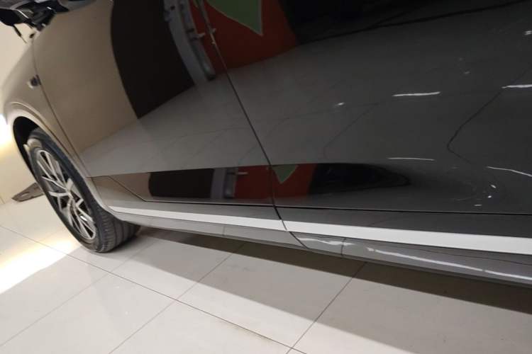 Used GAC Trumpchi S9 2025 Model Qiankun Ultra 6-Seater Left Side Sill