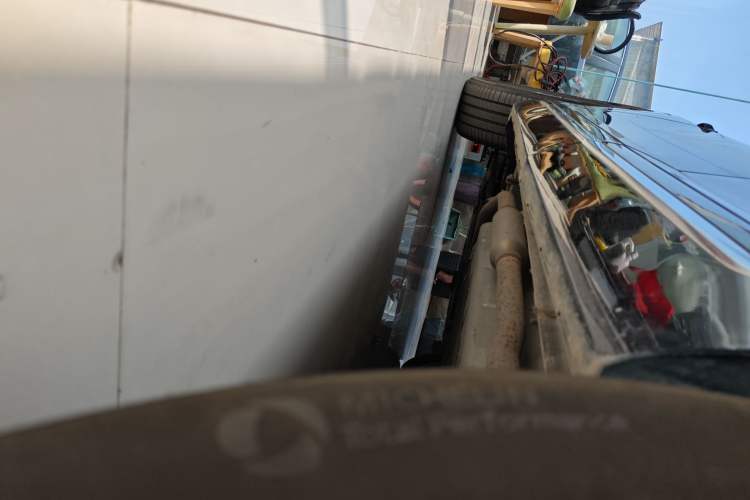Used GAC Trumpchi S9 2025 Model Qiankun Ultra 6-Seater Left Side Sill