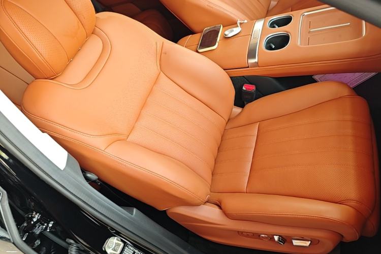 Used GAC Trumpchi S9 2025 Model Qiankun Ultra 5-Seater Right Front Seat