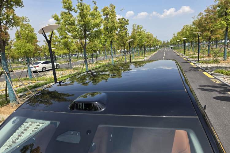 Used GAC Trumpchi S9 2025 Model Qiankun Ultra 6-Seater Roof