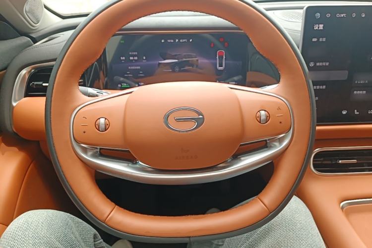 Used GAC Trumpchi S9 2025 Model Qiankun Ultra 6-Seater Steering Wheel