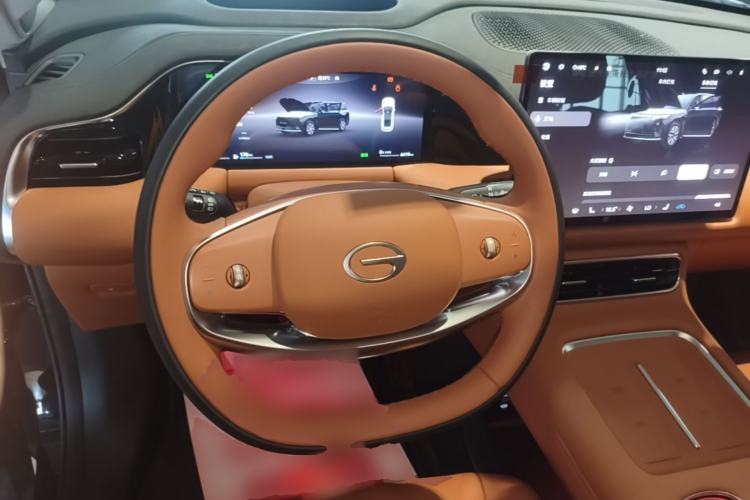 Used GAC Trumpchi S9 2025 Model Qiankun Ultra 6-Seater Steering Wheel