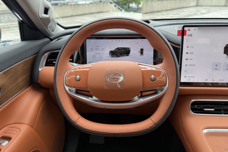 Used GAC Trumpchi S9 2025 Model Qiankun Max 6-Seater Steering Wheel
