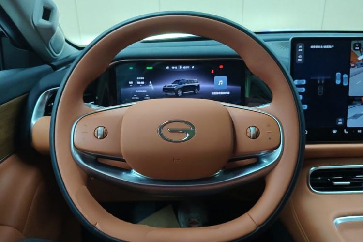 Used GAC Trumpchi S9 2025 Model Qiankun Ultra 6-Seater Steering Wheel