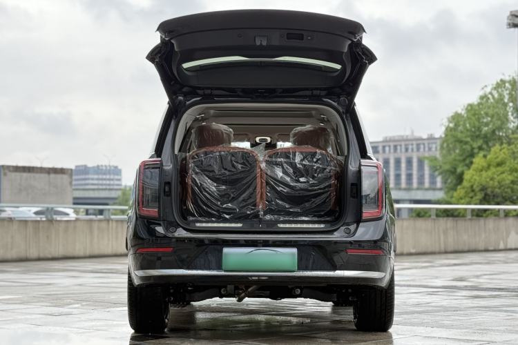 Used GAC Trumpchi S9 2025 Model Qiankun Max 6-Seater Trunk
