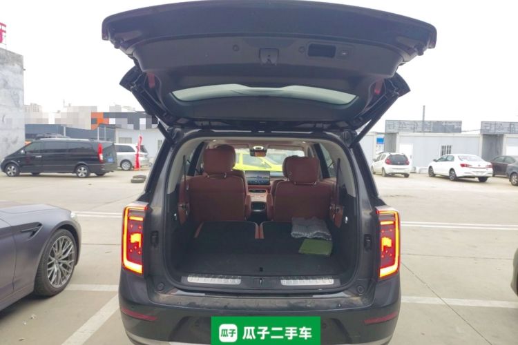 Used GAC Trumpchi S9 2025 Model Qiankun Ultra 6-Seater Trunk