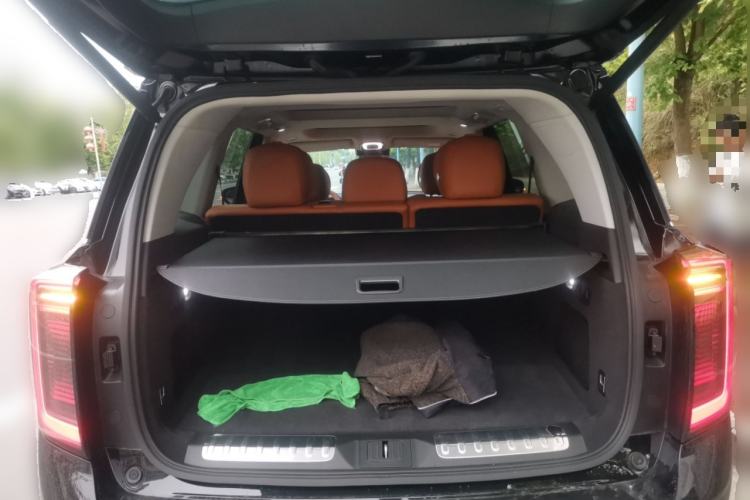 Used GAC Trumpchi S9 2025 Model Qiankun Max 5-Seater Trunk