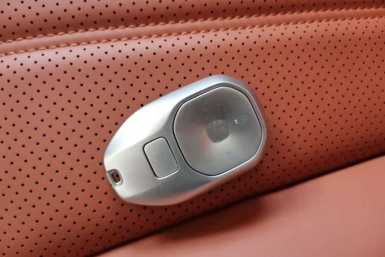 Used GAC Trumpchi S9 2025 Model Qiankun Max 6-Seater Vehicle Key