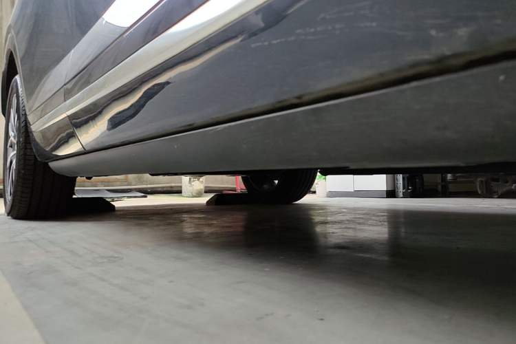 Used GAC Trumpchi S9 2025 Model Qiankun Ultra 6-Seater Chassis Front Right