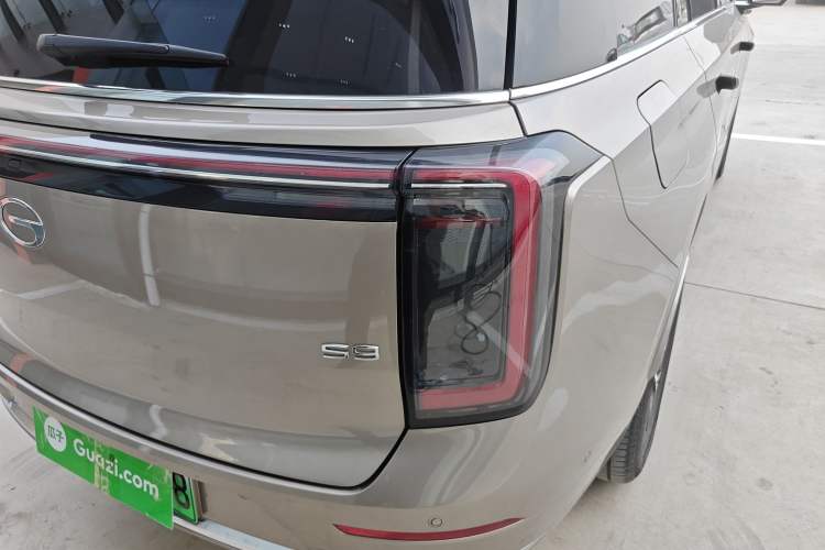 Used GAC Trumpchi S9 2025 Model Qiankun Ultra 6-Seater Exterior 3